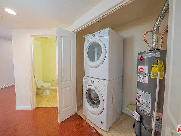 626 E Orange Grove Ave #105 — Photo 13