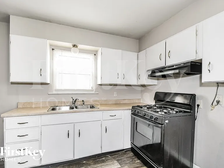 2130 Grants Pkwy — Photo 6