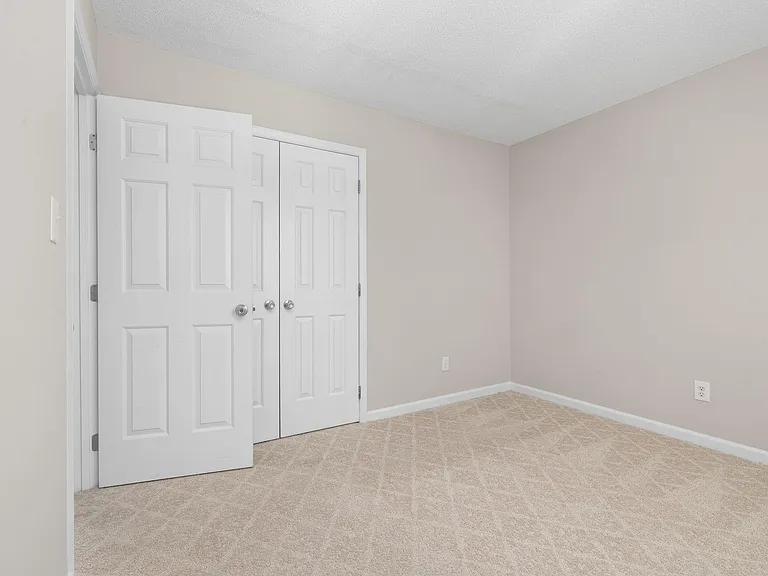 416 Misty Groves Cir — Photo 19