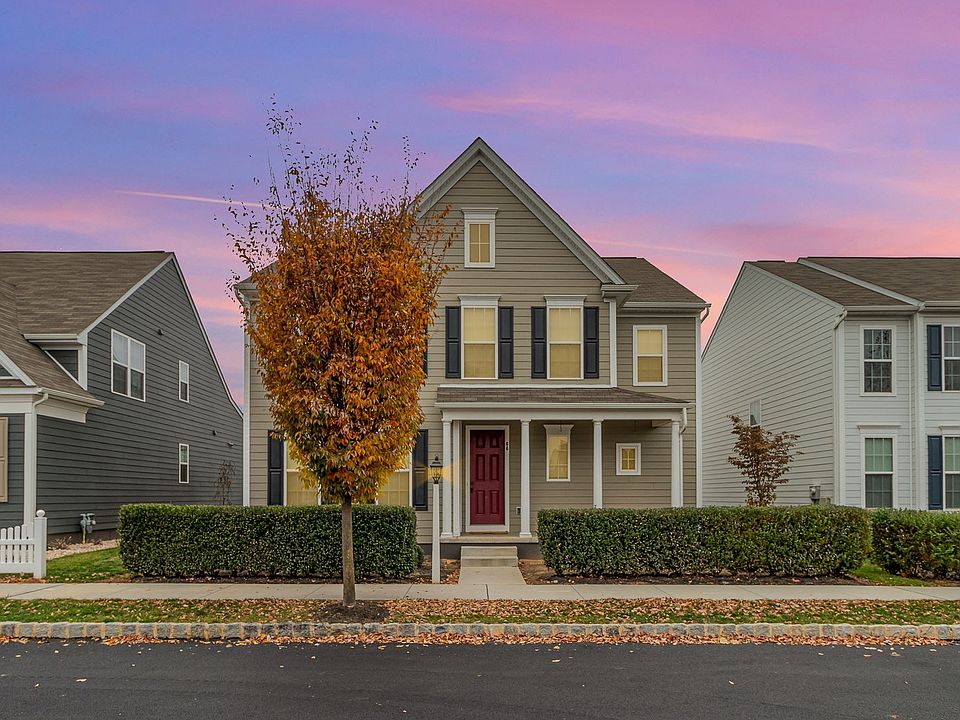 1st image of 66 Avery Way