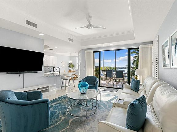 3rd image of 10731 Mirasol DR #403