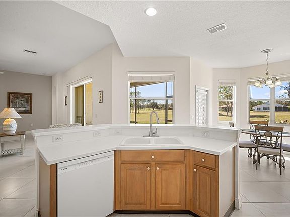 3rd image of 1643 Lakestone Dr