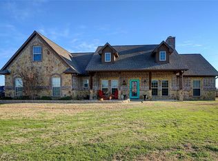 141 Champion Ct, Weatherford, TX 76087