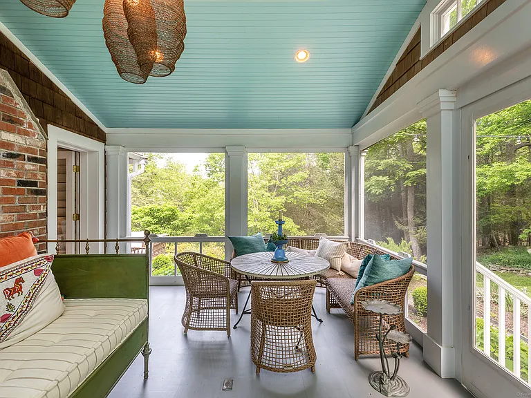 102 Westwoods Rd #1 — Photo 10