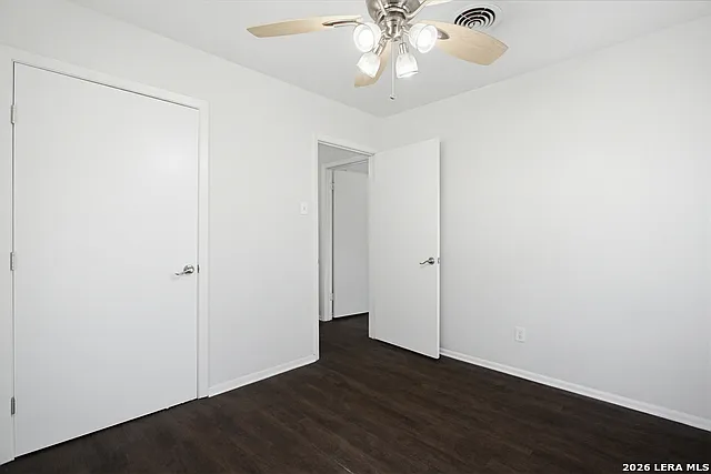 2125 E Lawndale Dr — Photo 18