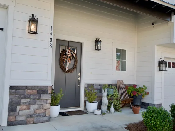 1408 Gatewood Pl, Auburn, AL 36830