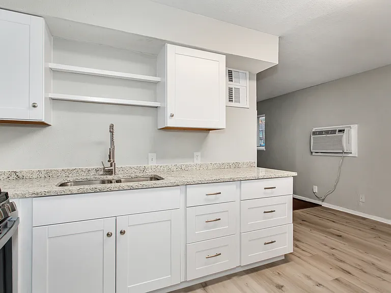 4916 Worth St #1 — Photo 10