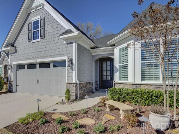 14619 Crosswater Ln, Charlotte, NC 28278