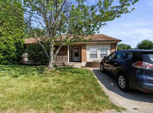 3416 Featheridge Dr, Lexington, KY 40515