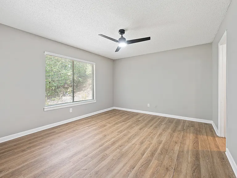 The Kenzie Apartment Homes — Photo 47