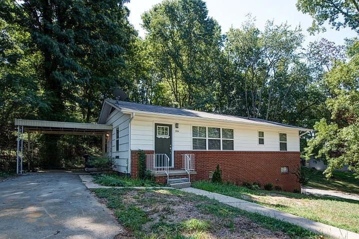 1st image of 3236 Ginn Dr