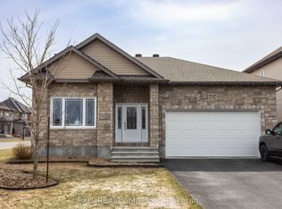 484 Bruges St, Russell, ON K0A1W0