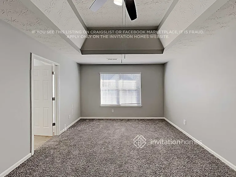 1020 Ivey Ln — Photo 12