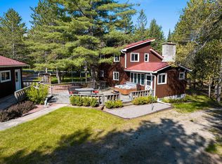 N8308 Caldron Falls Rd, Crivitz, WI 54114