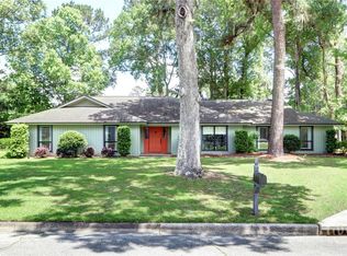 102 Phyllis Dr, Savannah, GA 31419