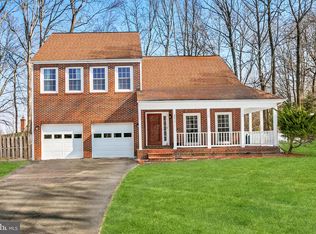 8217 Bayberry Ridge Rd, Fairfax Station, VA 22039