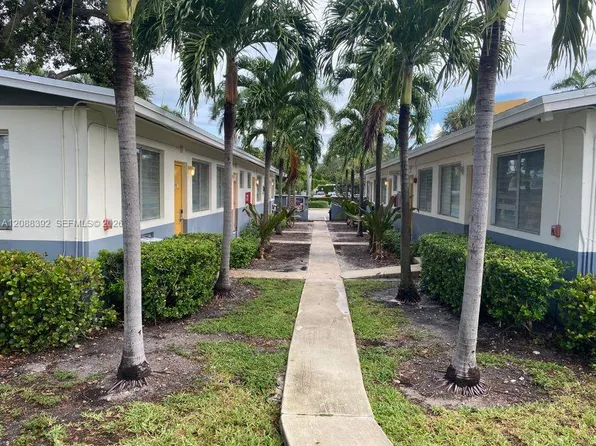 1640 NE 127th St #404, Miami, FL 33181