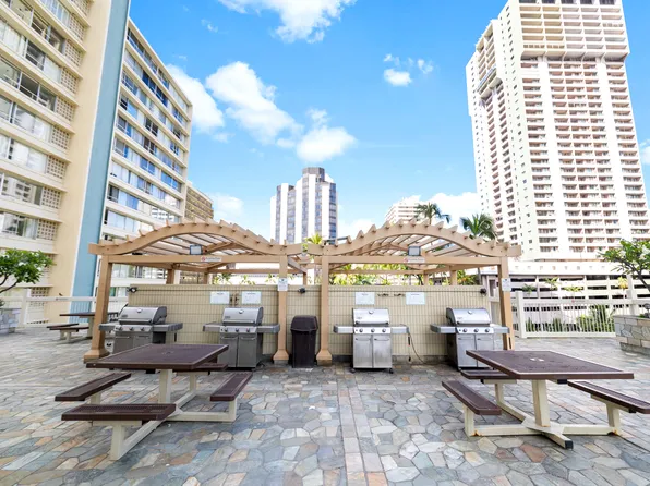 445 Seaside Ave Unit 1-2220, Honolulu, HI 96815