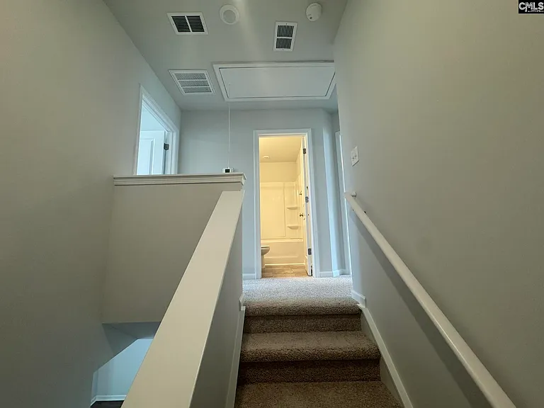 141 Cary Ln — Photo 10