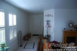 4th image of 656 Northlake Dr