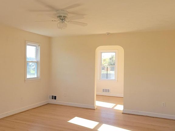 4th image of 3217 Randall Rd