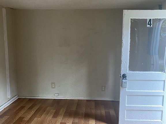 4th image of 4349 San Juan Ave APT 4