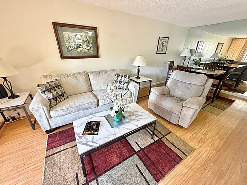 1778 Ala Moana Blvd Photo 1