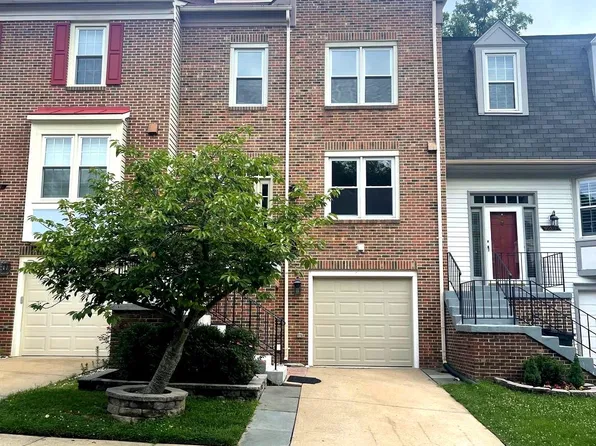 7203 Squirrel Run Ct, Springfield, VA 22152