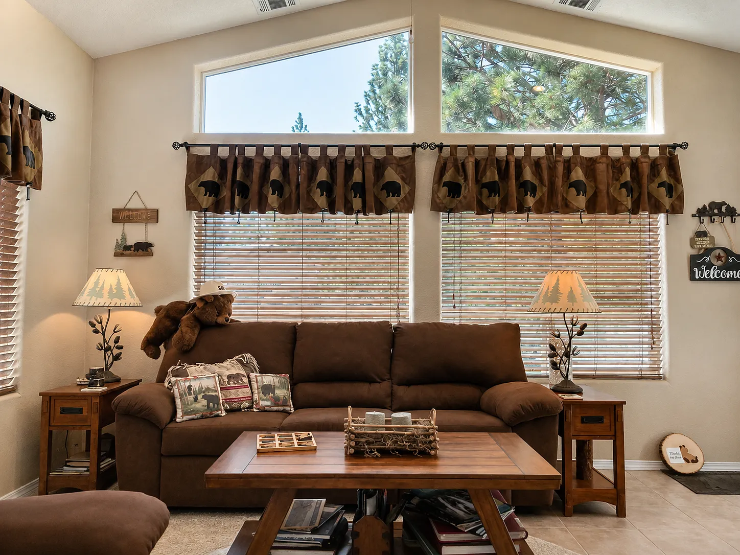 3 bed, 1440 sqft, $2,300 — Photo 2