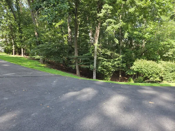 4407 Marquis Pl, Woodbridge, VA 22192