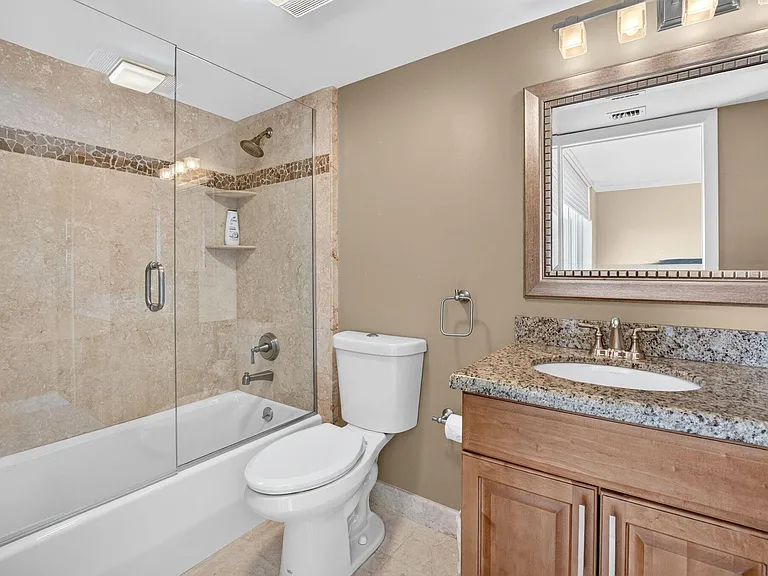 4101 N Ocean Blvd #401 — Photo 32