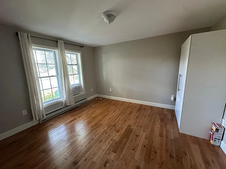 417 Greenlodge St #2 — Photo 6