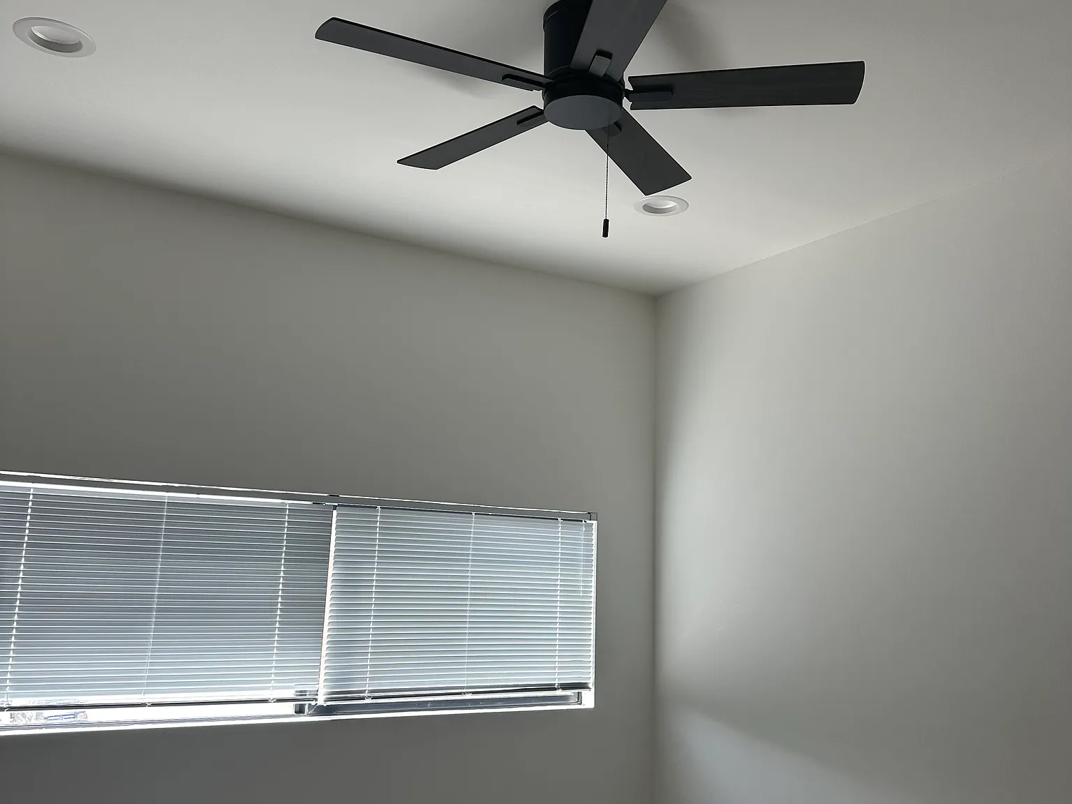 2 bed, 1000 sqft, $2,700 — Photo 2