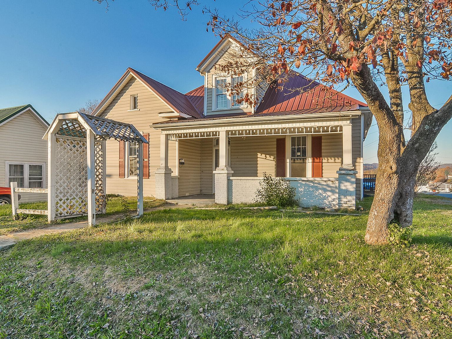 1301 Broad St, Bristol, TN 37620 Zillow