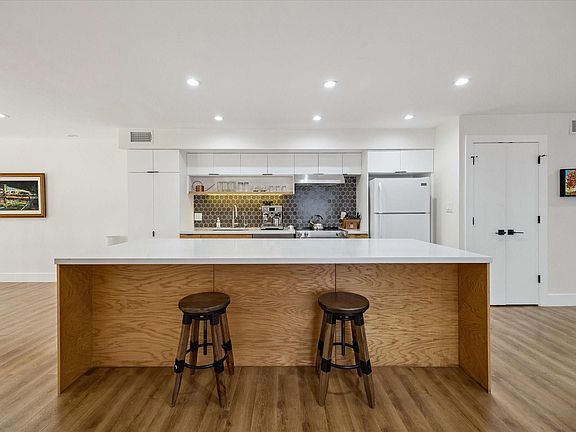 5th image of 6314 Riverview Way
