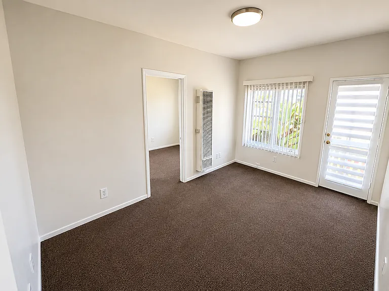 2401-15 G St — Photo 6