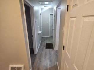 322 Crawford Rd, Saint Louis, MO 63137