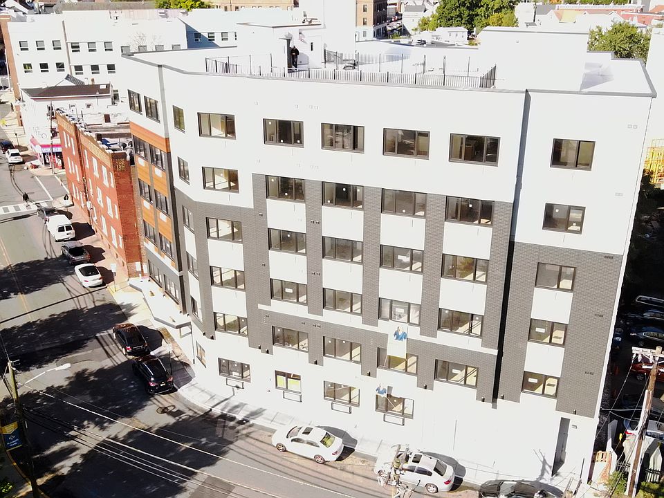 1st image of 87-89 Mary St #302