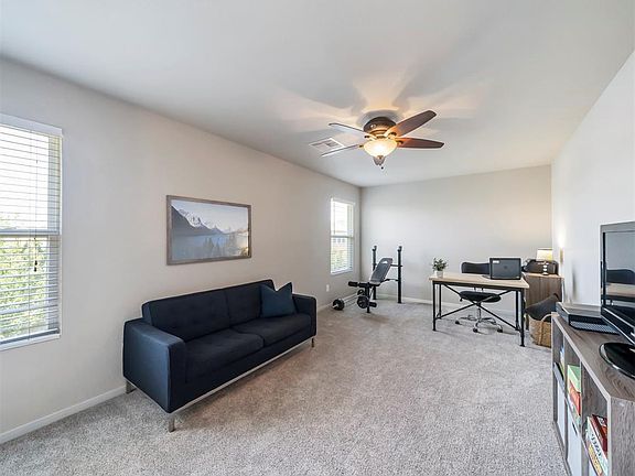 4th image of 3038 Madison Elm St