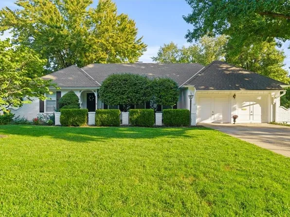 5500 W 86th Ter, Overland Park, KS 66207