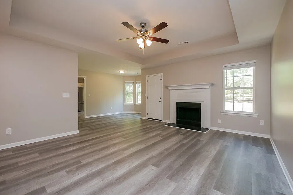 3 bed, 2.0 bath, 1268 sqft, $2,500 — Photo 4