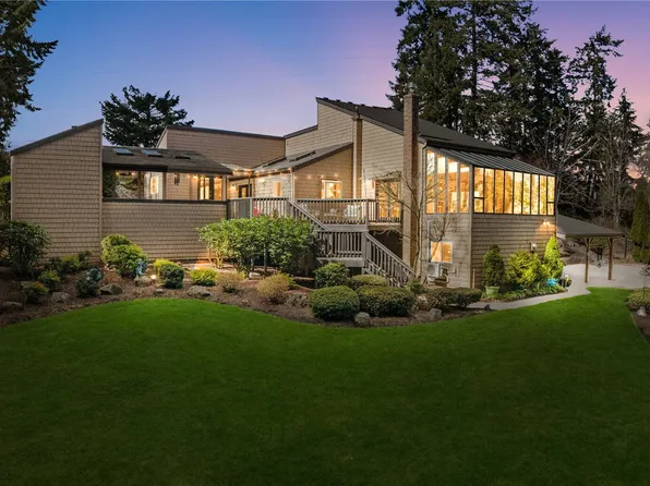 5412 175th Avenue Ct E, Lake Tapps, WA 98391