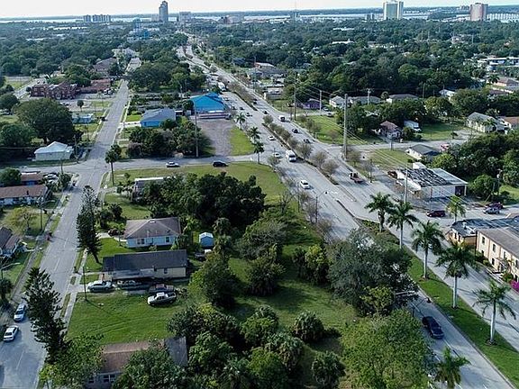 5th image of 3036 Dr Martin Luther King Blvd