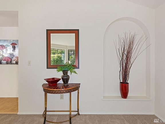 4th image of 12925 Avante Dr NW