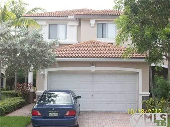 2346 Center Stone Ln, Riviera Beach, FL 33404