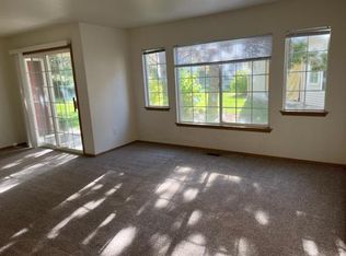3283 N Lakegrove Ln APT 102, Boise, ID 83713