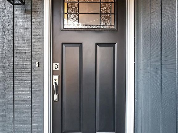 2nd image of 1098 NE Kathryn St
