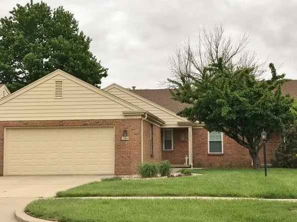1410 Old Farm Rd, Champaign, IL 61821