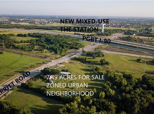 9958 Merritt Rd, Rowlett, TX 75089