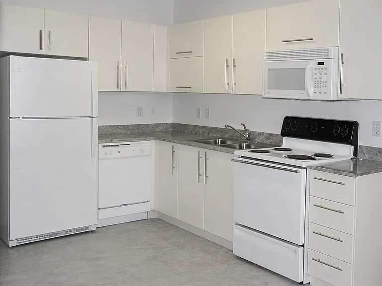 444 NE 30th St #503 — Photo 8